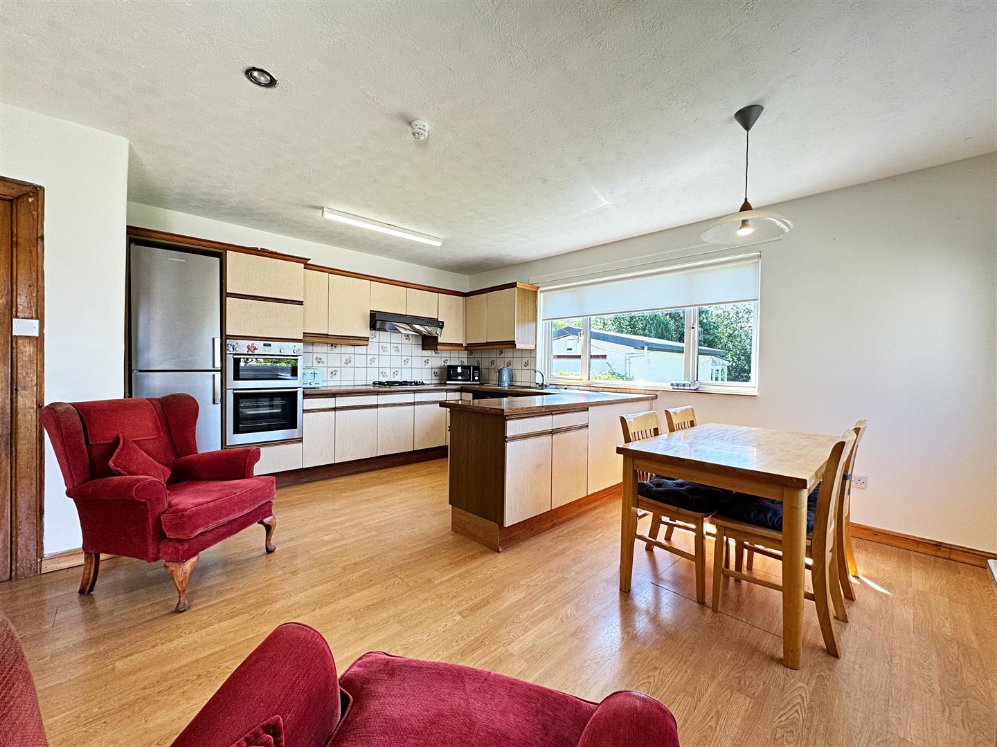 Hilltop, South Biggar Road, Airdrie Residence Estate Agents